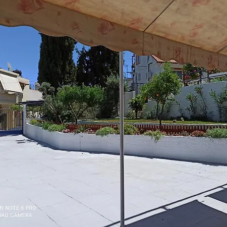 Vendégház Orelia Garden - Toló