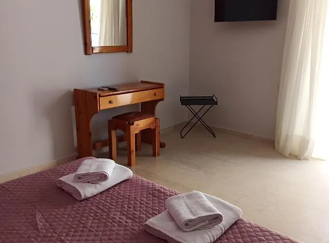 Orelia Garden - بيت ضيافة تولو