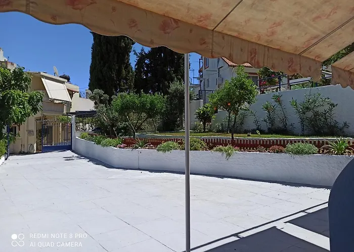 بيت ضيافة Orelia Garden - تولو